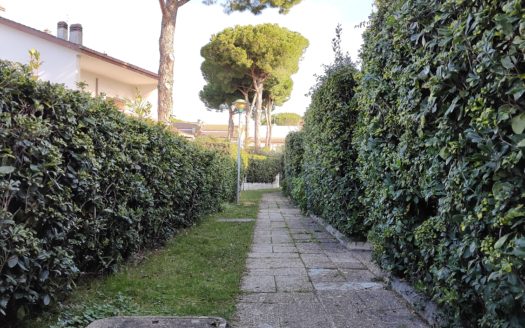 Santa Severa vendesi villetta zona grottini
