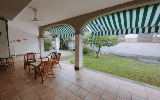 Santa Severa vendesi villetta con giardino