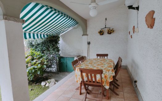 Santa Severa vendesi villetta con giardino