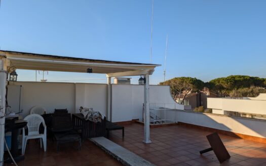 Santa Severa, vendesi porzione di quadrifamiliare vista mare
