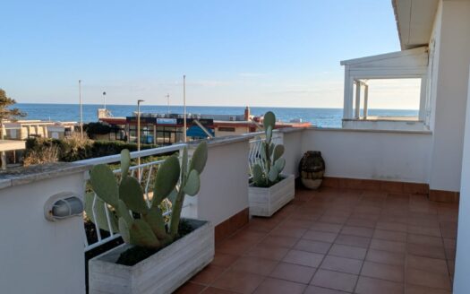 Santa Severa, vendesi porzione di quadrifamiliare vista mare